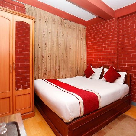 Spot On 497 Hotel Potala Thapathali エクステリア 写真