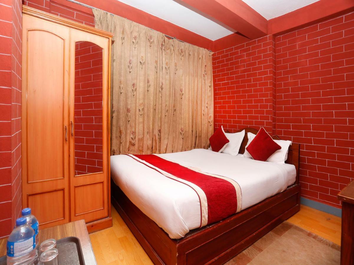 Spot On 497 Hotel Potala Thapathali エクステリア 写真