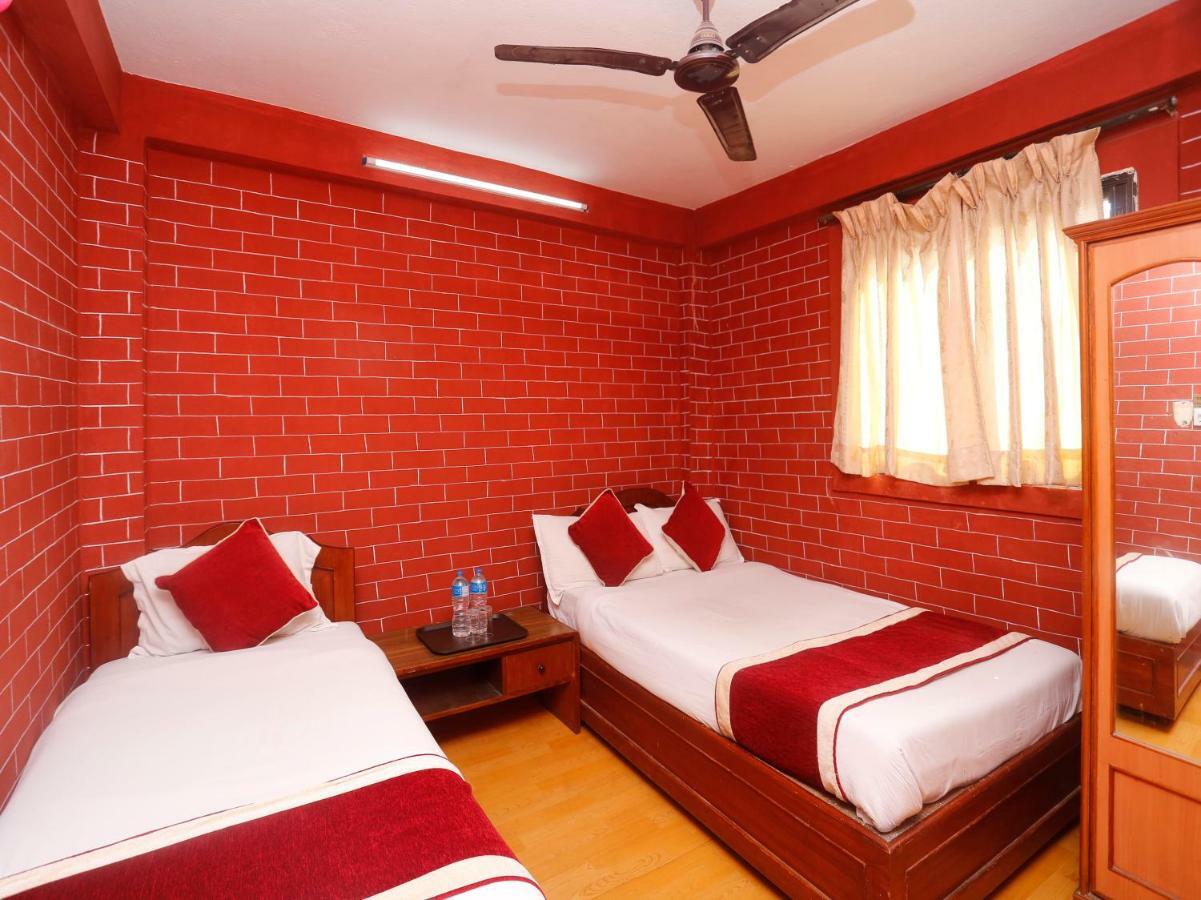 Spot On 497 Hotel Potala Thapathali エクステリア 写真