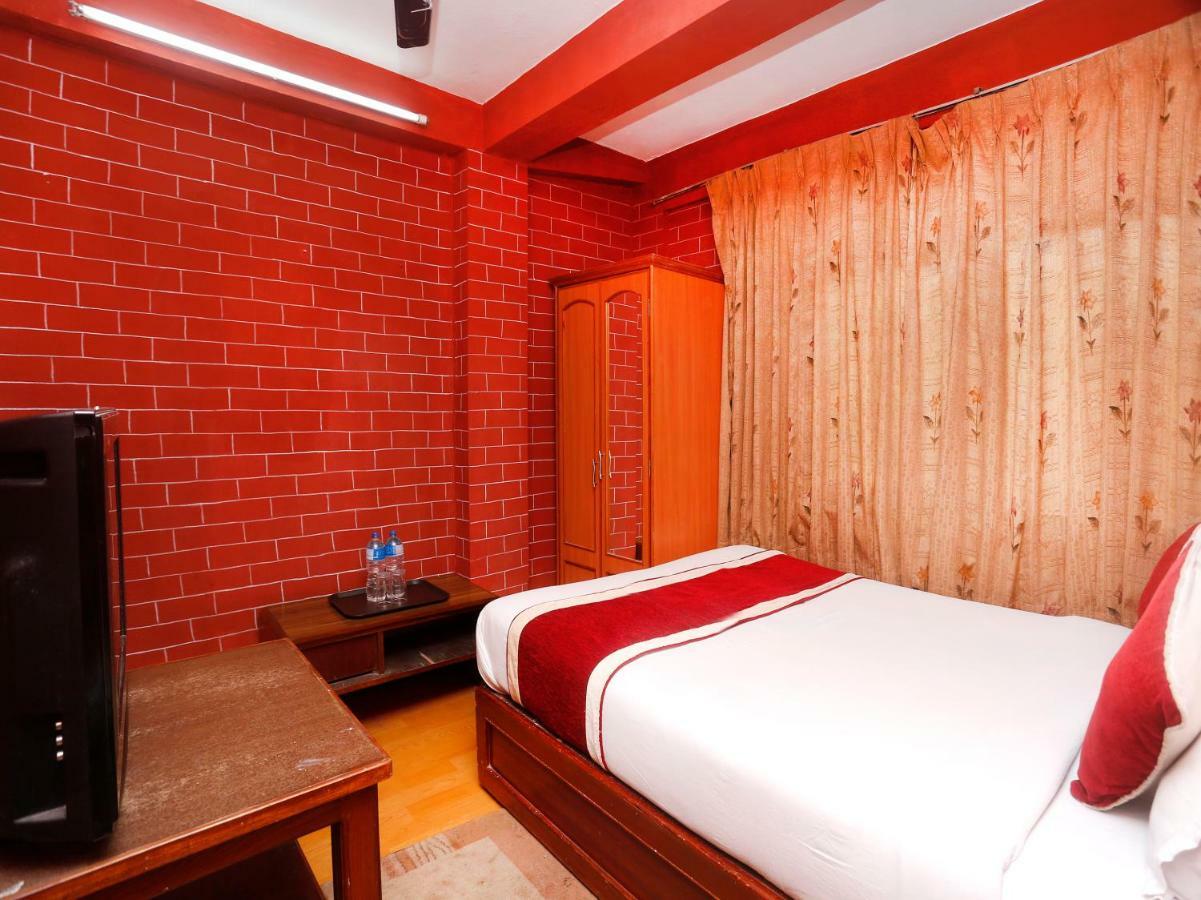 Spot On 497 Hotel Potala Thapathali エクステリア 写真