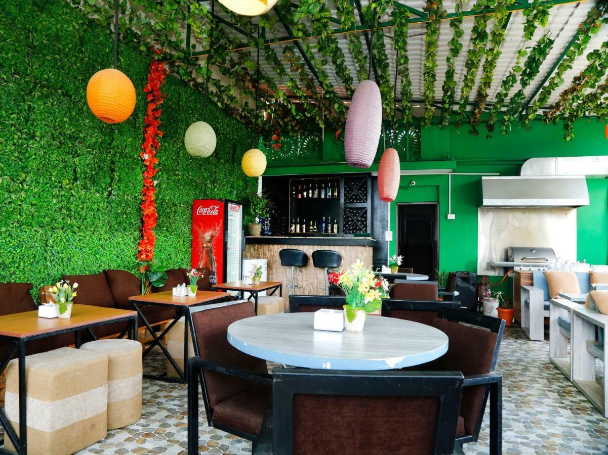 Spot On 497 Hotel Potala Thapathali エクステリア 写真